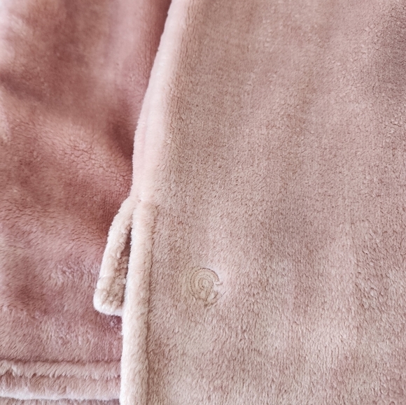 Champion Pink Cowl Neck Buttery Soft Women's Sweater  Size S - Picture 3 of 8